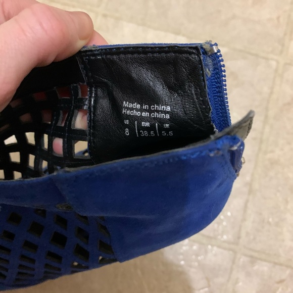 Stunning cobalt blue heel boots - Picture 4 of 5